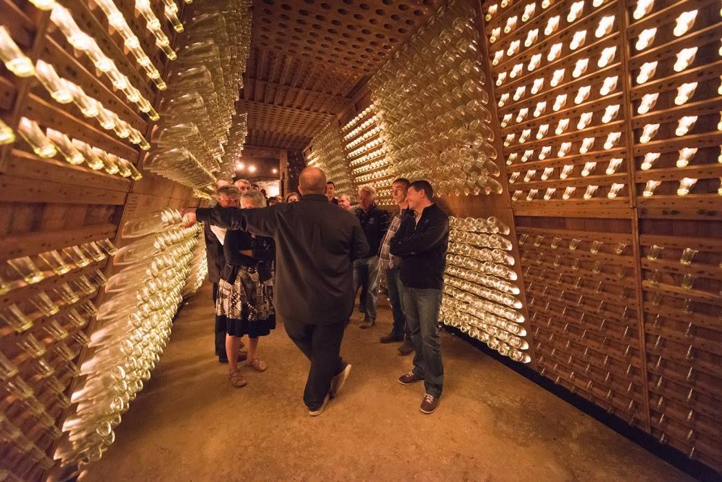  - La Cave aux Sensations