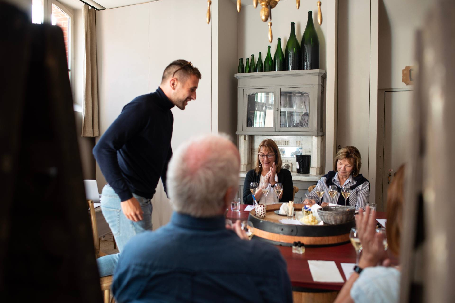 Champagne tasting class and lunch near Epernay