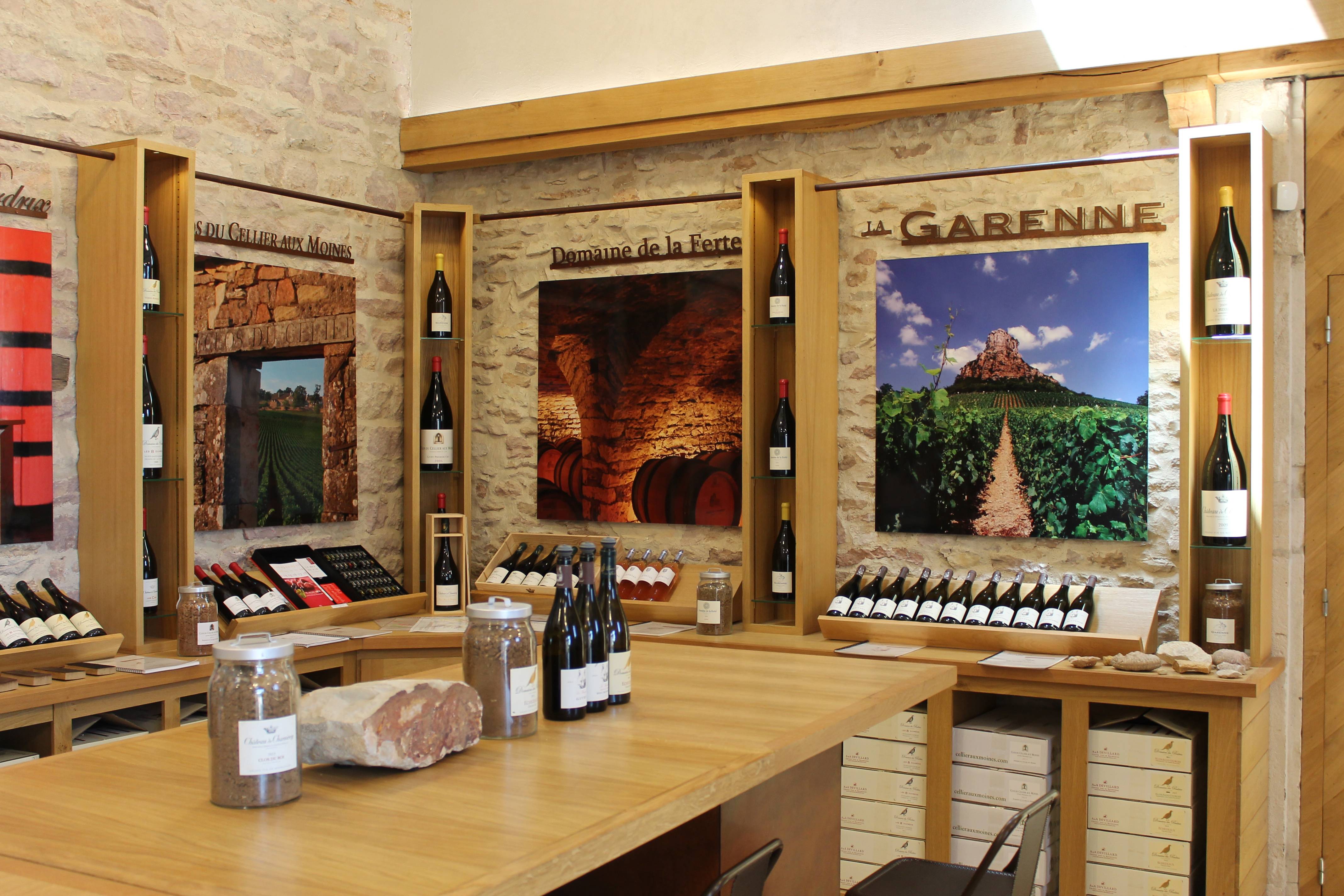  - Gateway in the vineyard