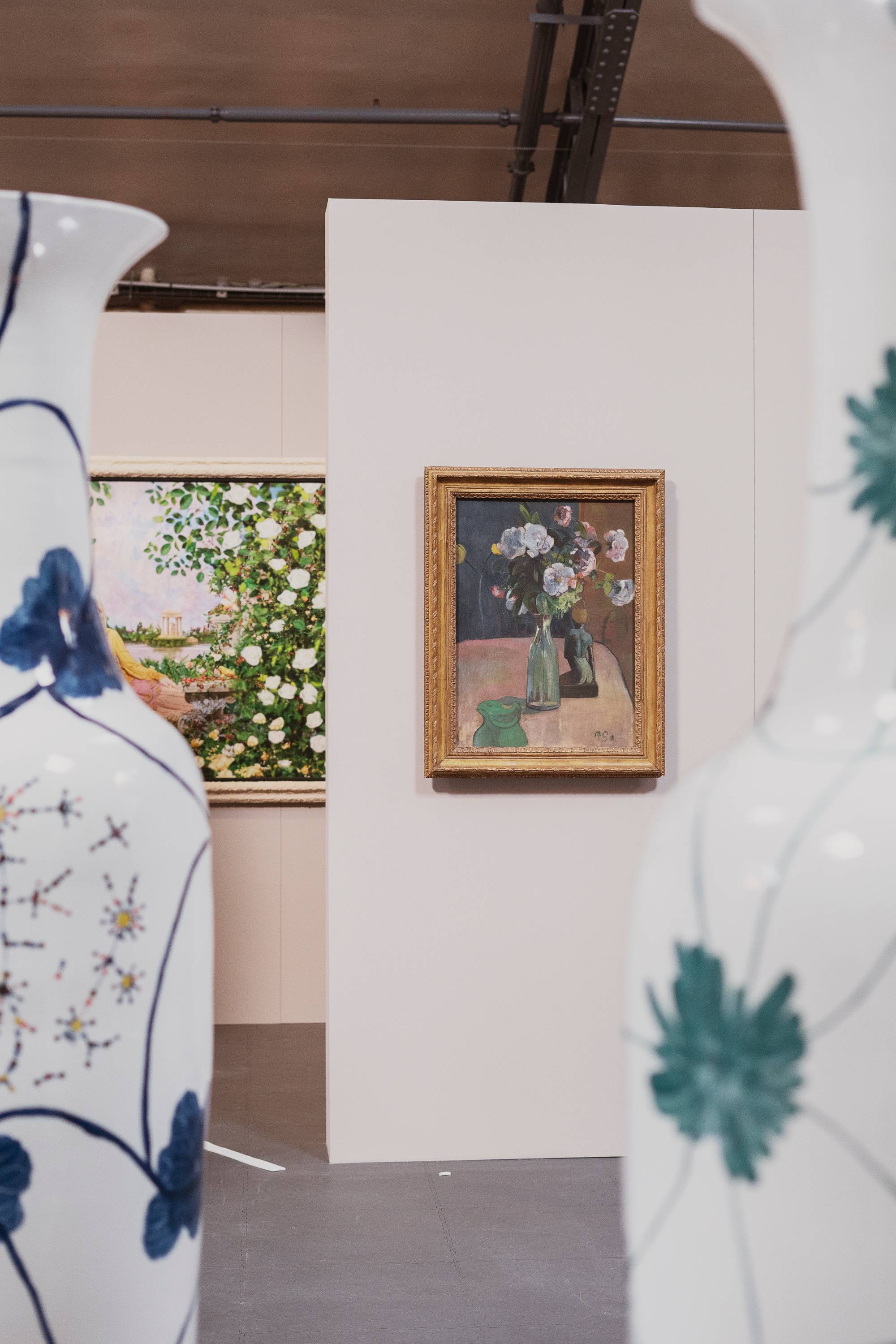  - Itseopastettu kierros Pommery-kellareissa ja lyhytaikainen "Blooming" -näyttely sekä kaksinkertainen maistelu