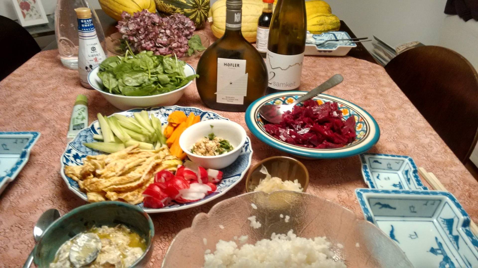  - Maki-Sushi pair it with wines at your hotel