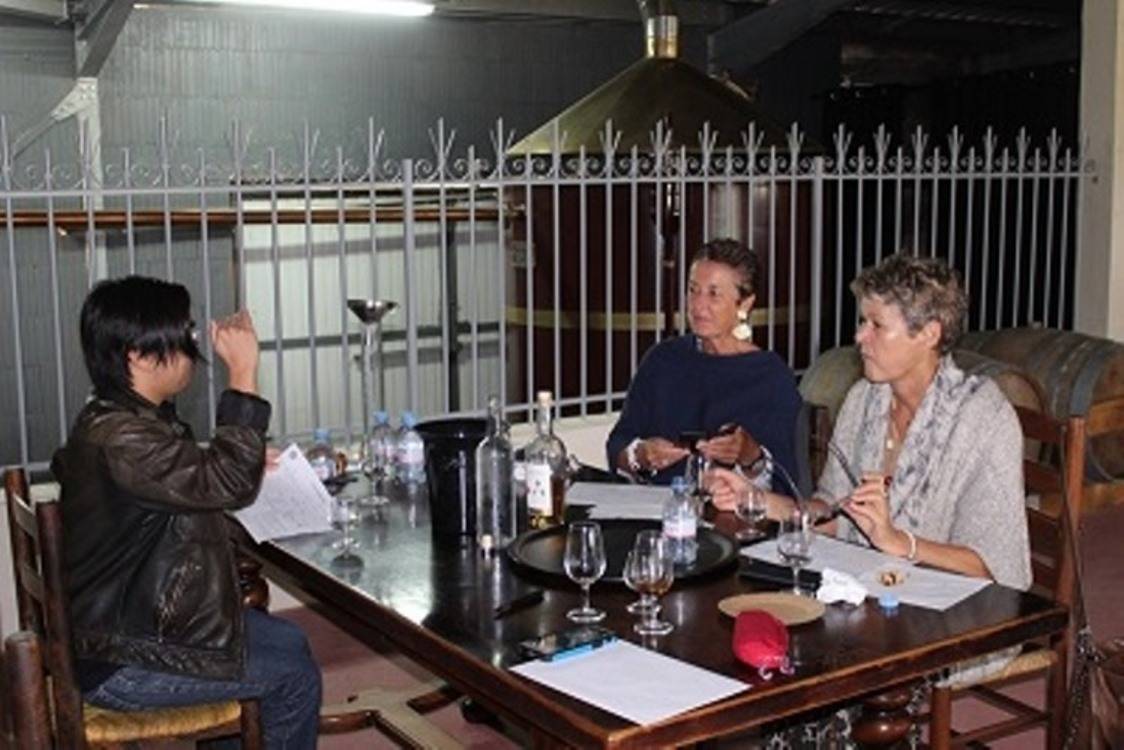  - Fine Bordeaux : discover that Bordelaise treasure and blend your own bottle