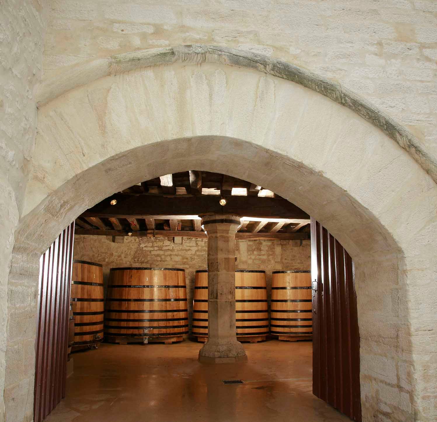  - Visit and tasting session of 5 wines