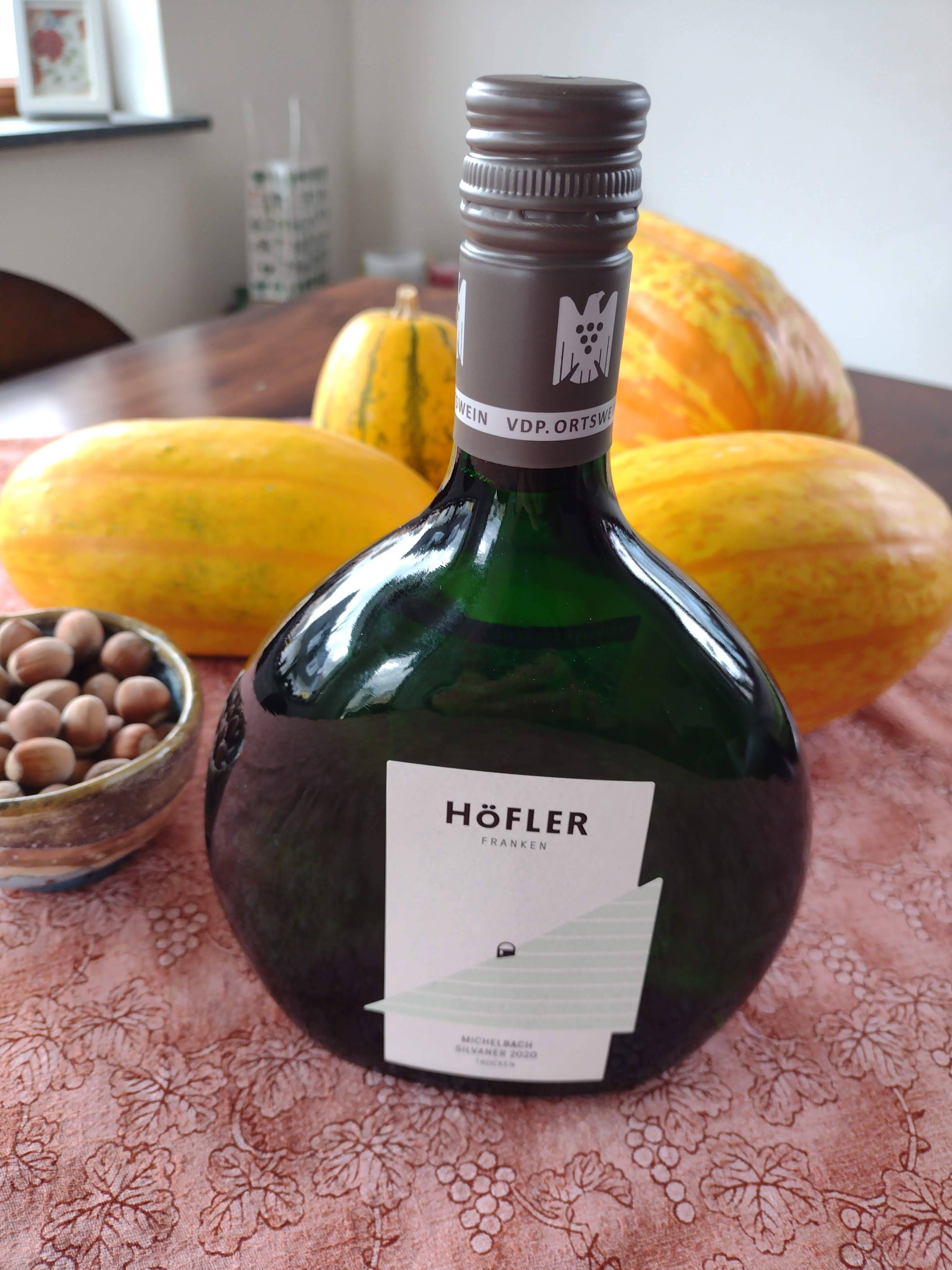  - Maki-Sushi pair it with wines at your hotel