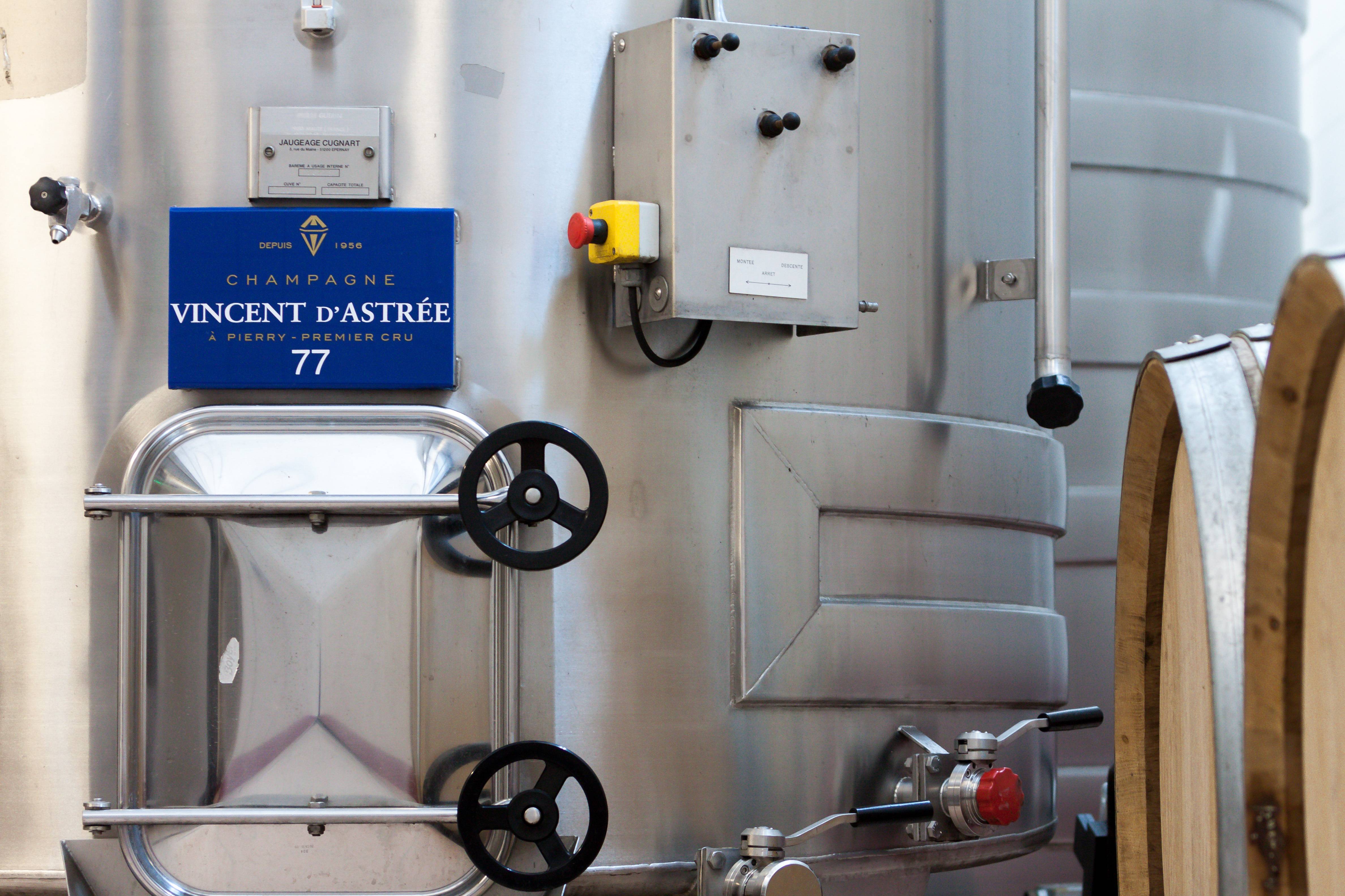 Visit of the historics cellars of Pierry and tasting of 3 Champagne