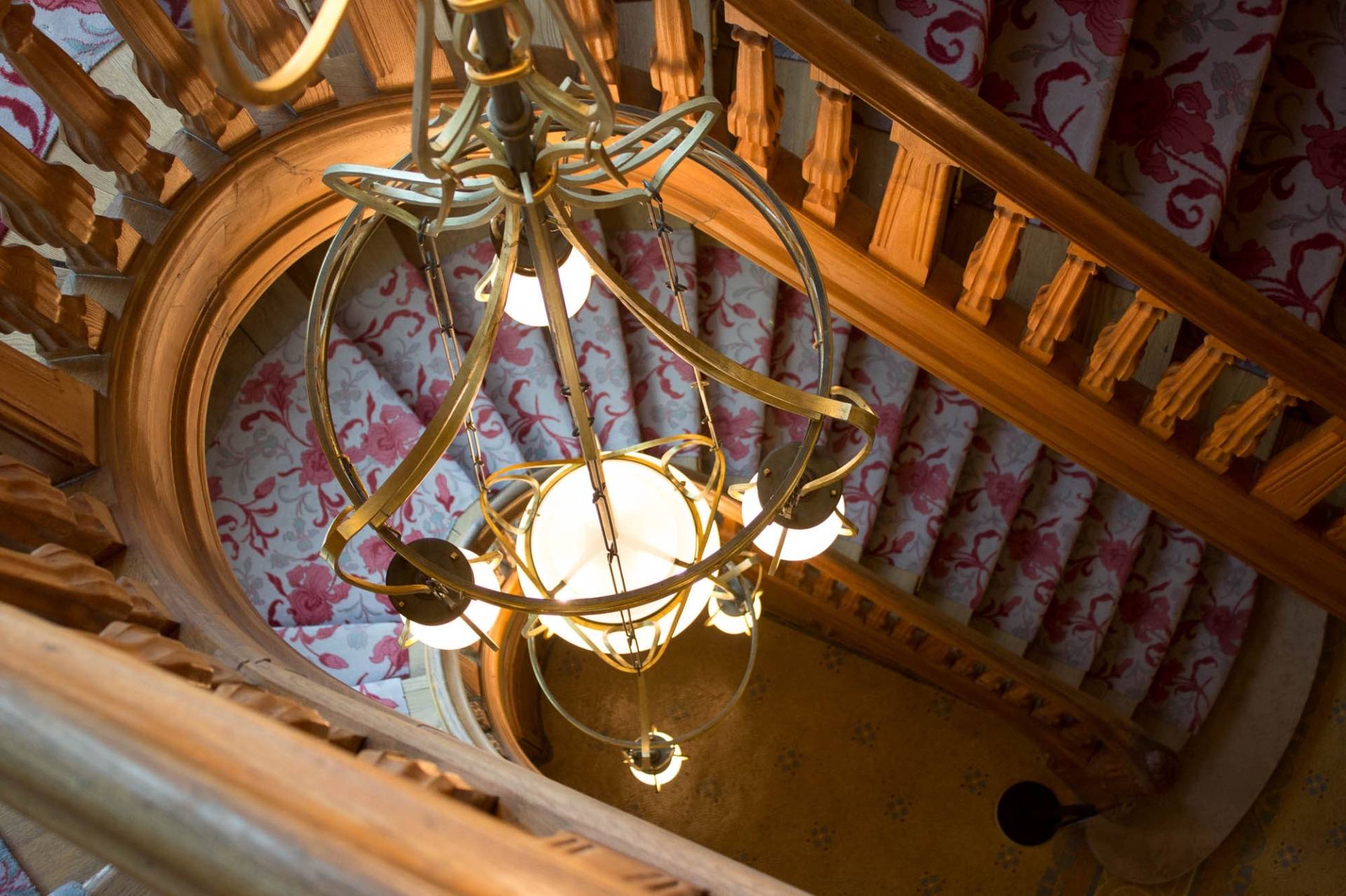 Gratis besök av Villa Demoiselle och den kortvariga utställningen "Blooming" och dubbelprovning