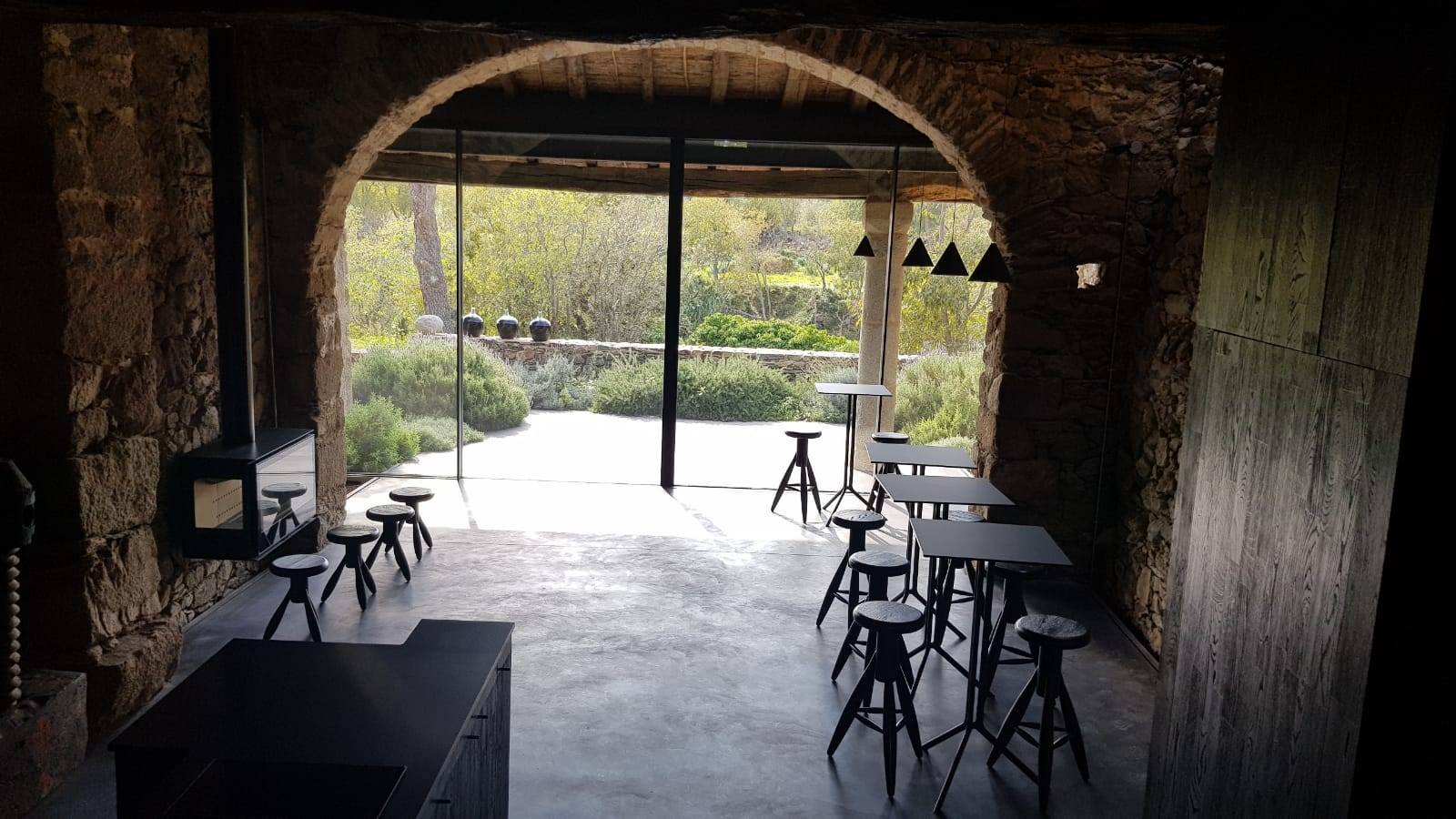  - Bezoek aan de kelder en proeverijen