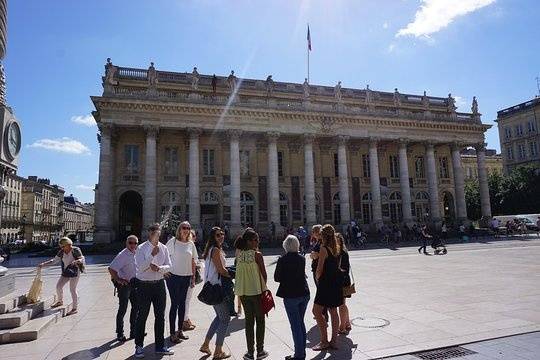 Balade œnologique avec 4 dégustations